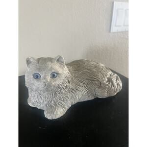 Vintage 1981 Signed Sandra Brue Sandicast Longhair Cat Sculpture Blue Glass Eyes